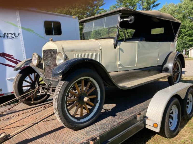 1924 Ford Model T for sale in Michigan (ID-97663) 1924 Ford Model T for sale in Michigan (ID-97663)