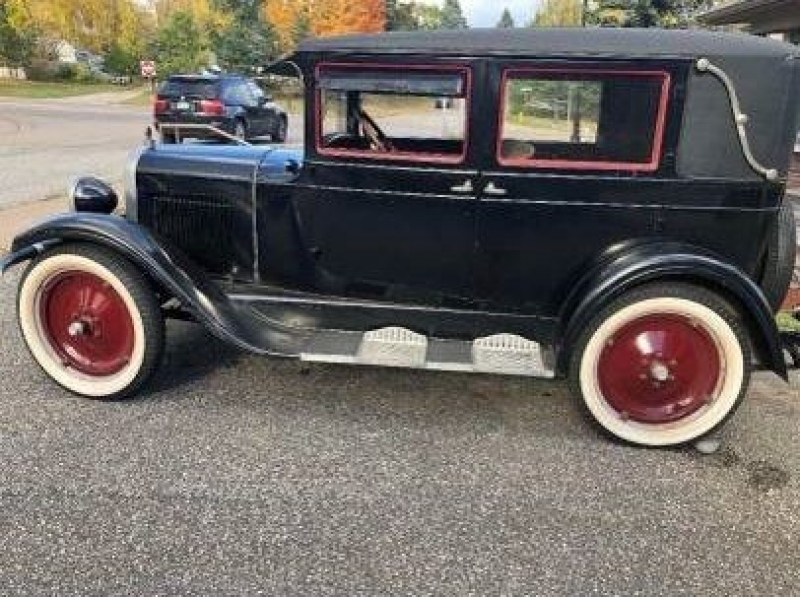 1927 Chevrolet Sedan for sale in Minnesota (ID-84271) 1927 Chevrolet Sedan for sale in Minnesota (ID-84271)