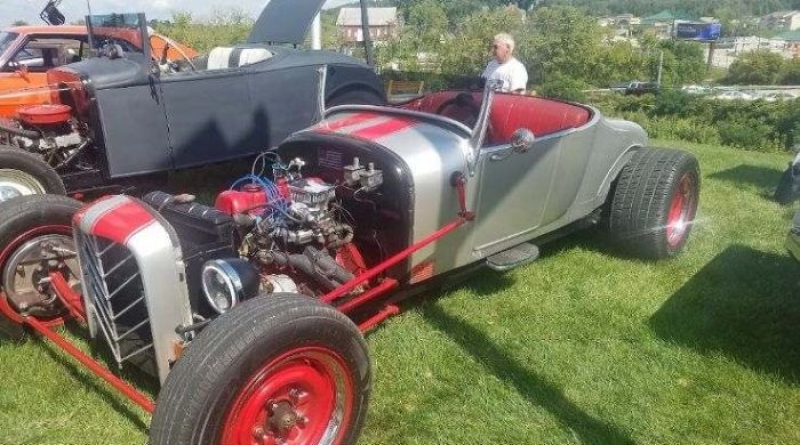 1927 Ford Roadster for sale in Michigan (ID-134863) 1927 Ford Roadster for sale in Michigan (ID-134863)