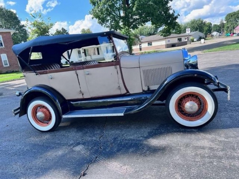 1929 Ford Model A for sale (ID-124959) 1929 Ford Model A for sale (ID-124959)
