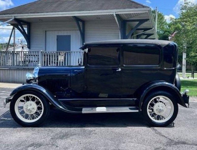 1929 Ford Sedan for sale (ID-119493) 1929 Ford Sedan for sale (ID-119493)