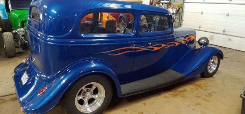 1933 Ford Sedan for sale (ID-98759) 1933 Ford Sedan for sale (ID-98759)