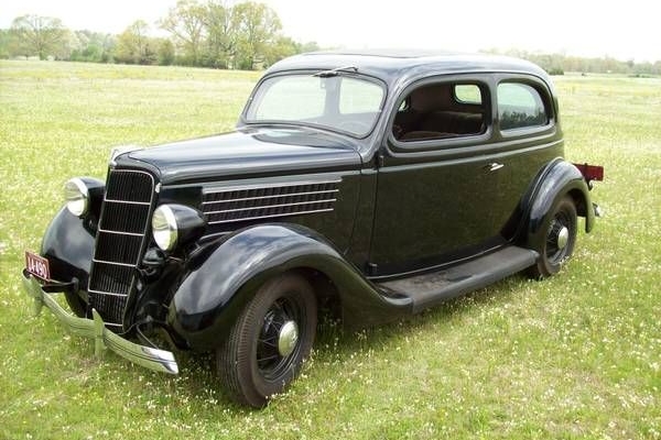 1935 Ford Sedan for sale