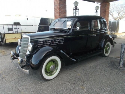 1935 Ford Sedan for sale