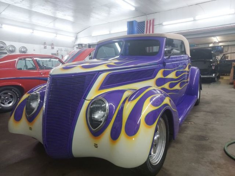 1937 Ford Cabriolet for sale in Riverhead, New York (ID-112558) 1937 Ford Cabriolet for sale in Riverhead, New York (ID-112558)