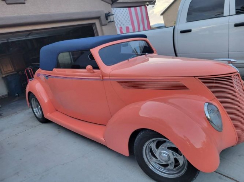 1937 Ford Roadster for sale in Michigan (ID-120147) 1937 Ford Roadster for sale in Michigan (ID-120147)