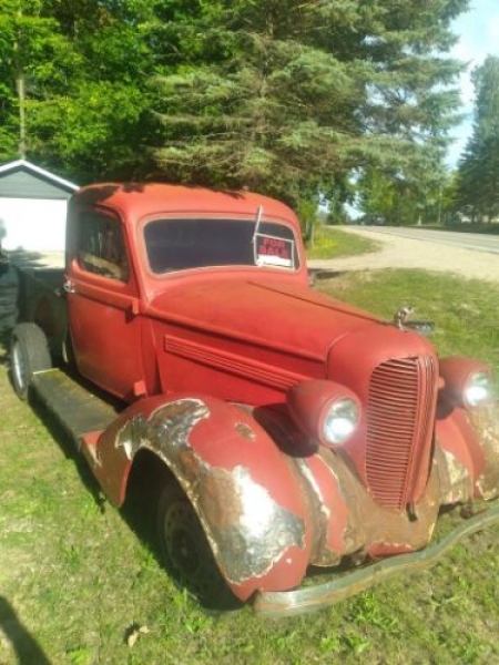 1938 Dodge Pickup for sale in Michigan (ID-120565) 1938 Dodge Pickup for sale in Michigan (ID-120565)