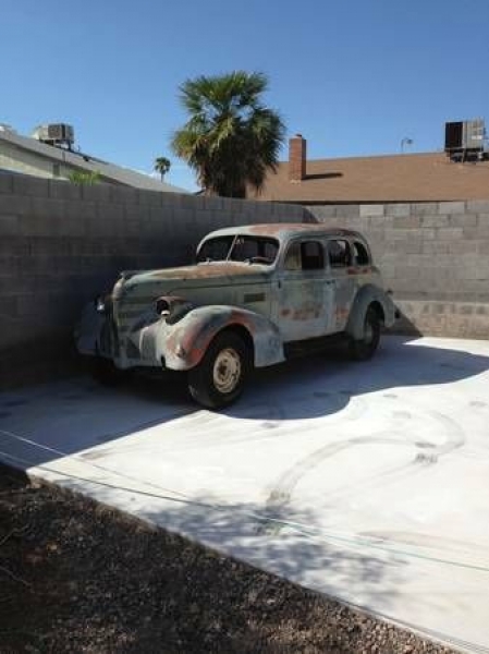 1939 Pontiac Sedan for sale (ID-99558) 1939 Pontiac Sedan for sale (ID-99558)