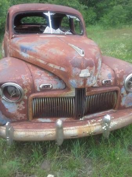 1942 Ford Deluxe for sale (ID-99311) 1942 Ford Deluxe for sale (ID-99311)