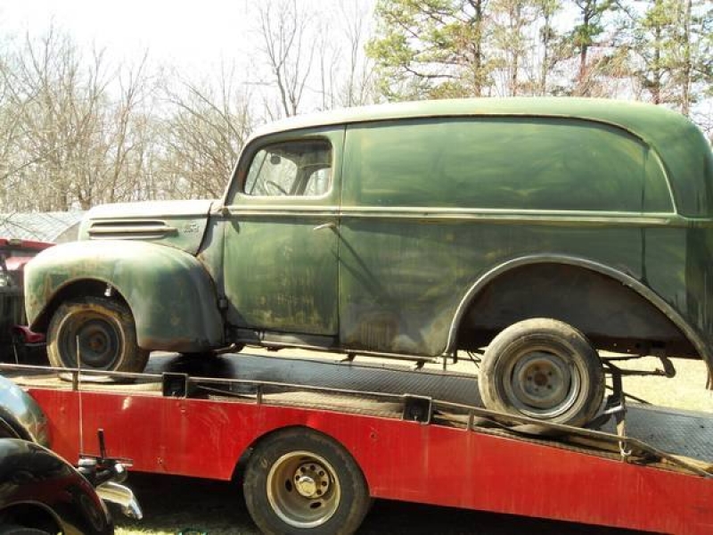 1946 Chevrolet Panel Van for sale (ID-100722) 1946 Chevrolet Panel Van for sale (ID-100722)