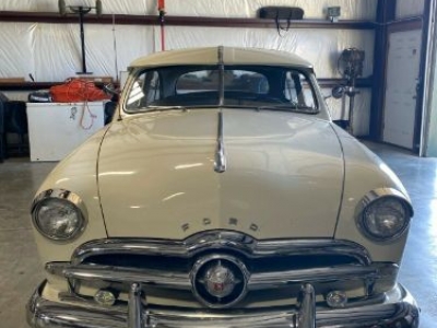1949 Ford Deluxe for sale