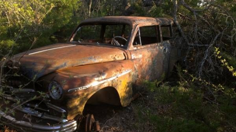 1949 Plymouth Deluxe for sale (ID-99868) 1949 Plymouth Deluxe for sale (ID-99868)