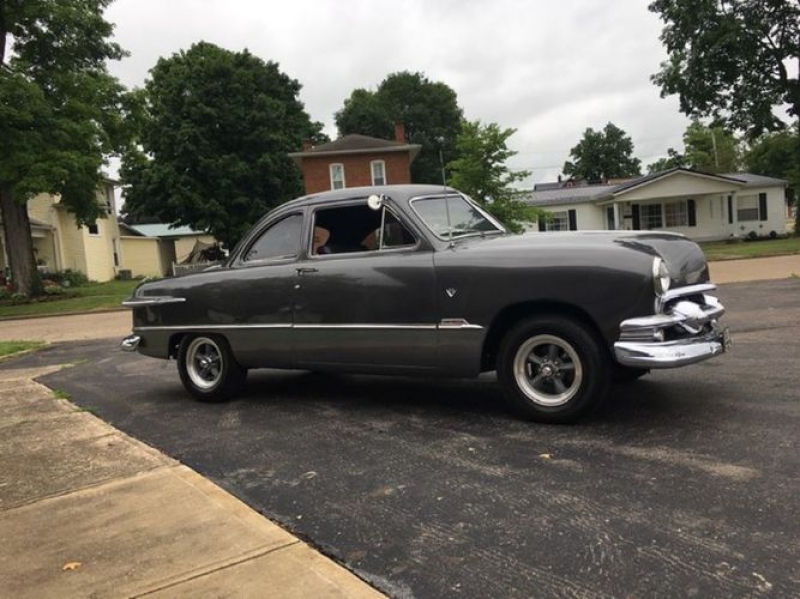 1951 Ford Custom for sale (ID-106719)