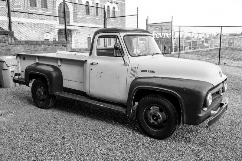 1953 Ford F350 for sale in Victoria, British Columbia (ID-116963) 1953 Ford F350 for sale in Victoria, British Columbia (ID-116963)