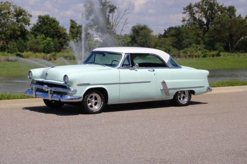 1953 Ford Crestline for sale in Riverhead, New York (ID-120982)