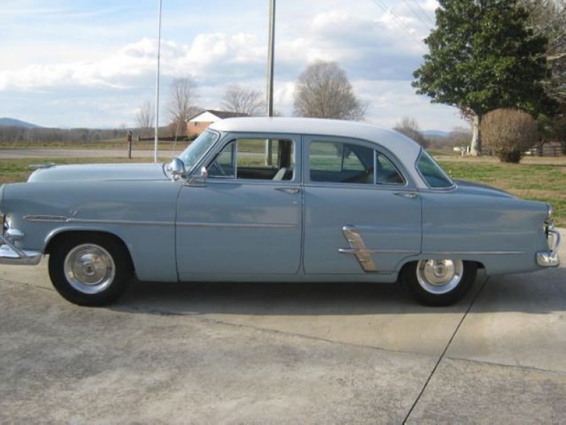 1953 Ford Customline for sale in Riverhead, New York (ID-111334) 1953 Ford Customline for sale in Riverhead, New York (ID-111334)