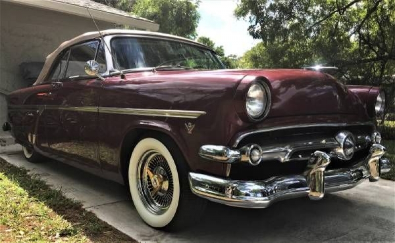 1954 Ford Crestline for sale in Michigan (ID-90656) 1954 Ford Crestline for sale in Michigan (ID-90656)