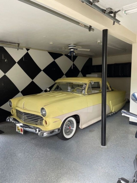 1954 Ford Crestline for sale in Riverhead, New York (ID-127172) 1954 Ford Crestline for sale in Riverhead, New York (ID-127172)