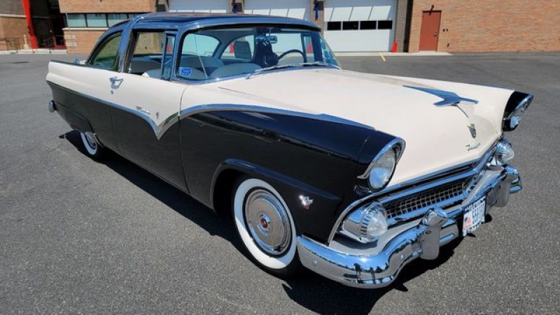 1955 Ford Fairlane for sale in Riverhead, New York (ID-91128)