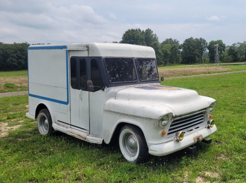 1955 Chevrolet Truck for sale (ID-121651) 1955 Chevrolet Truck for sale (ID-121651)