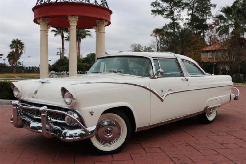 1955 Ford Fairlane for sale in Michigan (ID-107367) 1955 Ford Fairlane for sale in Michigan (ID-107367)