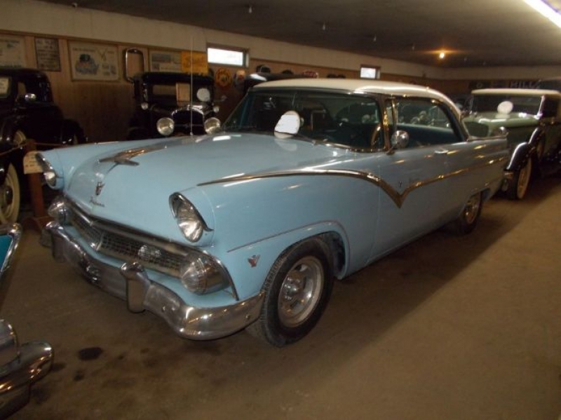 1955 Ford Victoria for sale in Michigan (ID-112402) 1955 Ford Victoria for sale in Michigan (ID-112402)