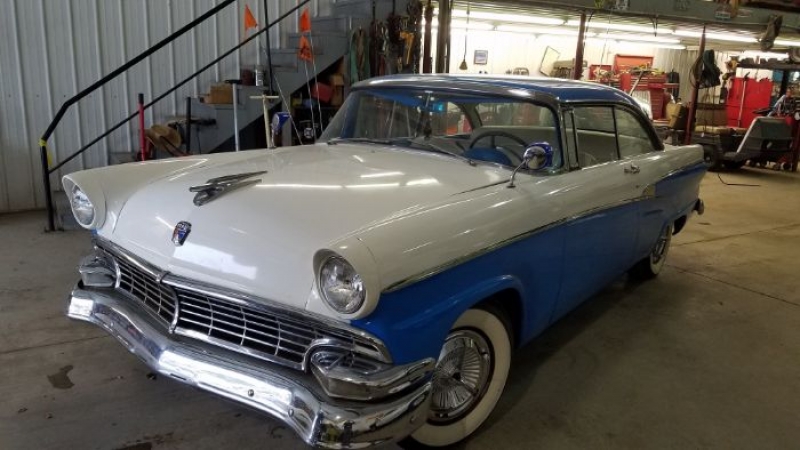 1956 Ford Fairlane for sale (ID-98937) 1956 Ford Fairlane for sale (ID-98937)