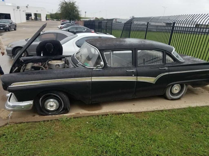 1957 Ford Custom for sale (ID-124390) 1957 Ford Custom for sale (ID-124390)