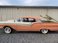 1957 Ford Fairlane 500 for sale in Riverhead, New York (ID-117379)