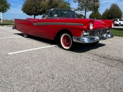 1957 Ford Fairlane 500 for sale