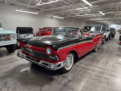 1957 Ford Fairlane 500 for sale