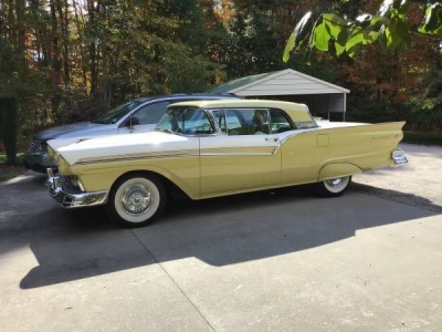 1957 Ford Skyliner for sale