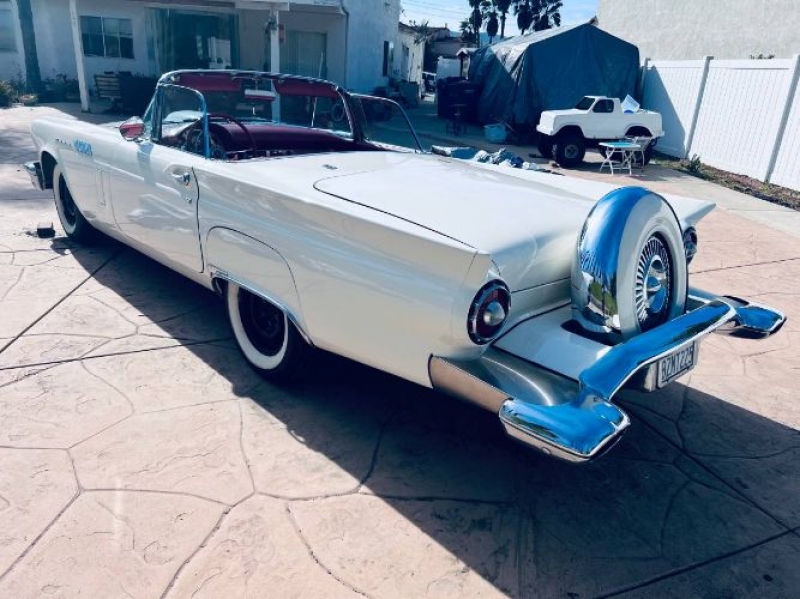 1957 Ford Thunderbird for sale in Michigan (ID-114857) 1957 Ford Thunderbird for sale in Michigan (ID-114857)