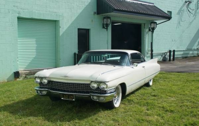 1960 Cadillac Coupe DeVille for sale in Michigan (ID-88466) 1960 Cadillac Coupe DeVille for sale in Michigan (ID-88466)