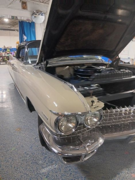1960 Cadillac Series 62 for sale (ID-141475) 1960 Cadillac Series 62 for sale (ID-141475)