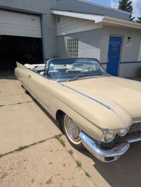 1960 Cadillac Series 62 for sale (ID-141475) 1960 Cadillac Series 62 for sale (ID-141475)