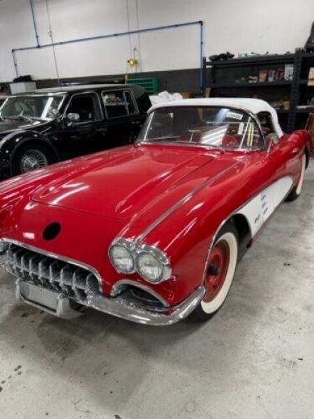 1960 Chevrolet Corvette for sale in Michigan (ID-112692) 1960 Chevrolet Corvette for sale in Michigan (ID-112692)