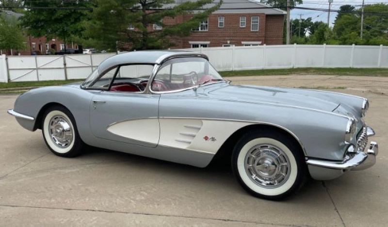 1960 Chevrolet Corvette for sale in Michigan (ID-130336)