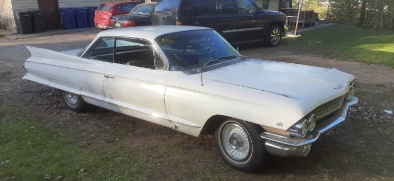 1961 Cadillac Coupe DeVille for sale in Michigan (ID-98677)