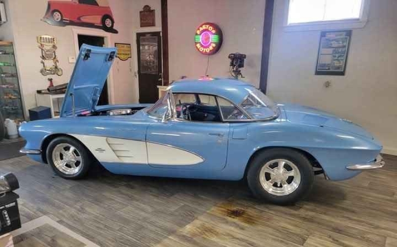 1961 Chevrolet Corvette for sale (ID-140870)