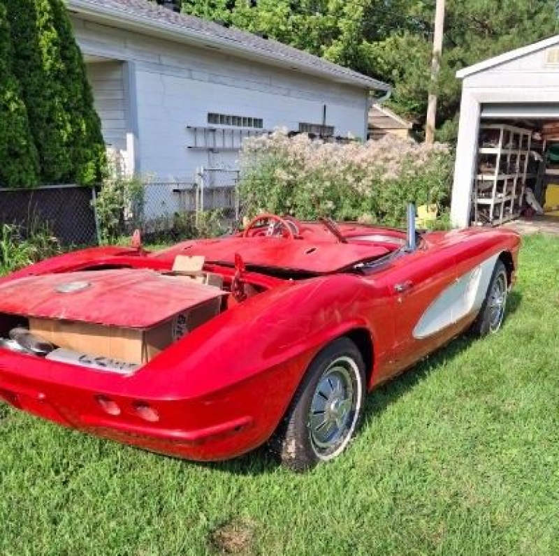 1961 Chevrolet Corvette for sale (ID-143518) 1961 Chevrolet Corvette for sale (ID-143518)