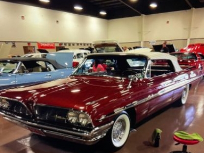 1961 Pontiac Bonneville for sale