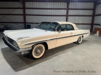 1961 Pontiac Bonneville for sale in Riverhead, New York (ID-141176)