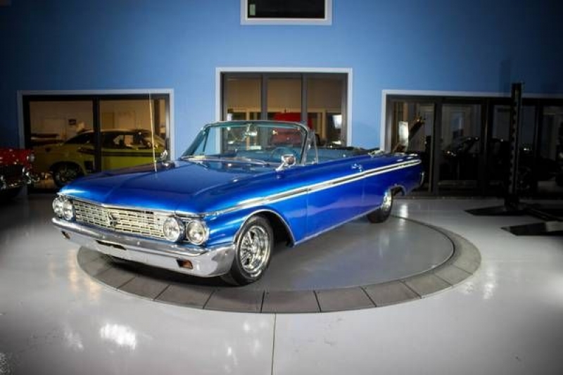 1962 Ford Sunliner for sale in Illinois (ID-85173) 1962 Ford Sunliner for sale in Illinois (ID-85173)