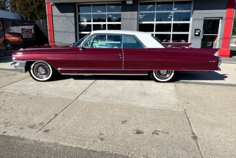 1962 Cadillac Coupe DeVille for sale in Michigan (ID-113580)
