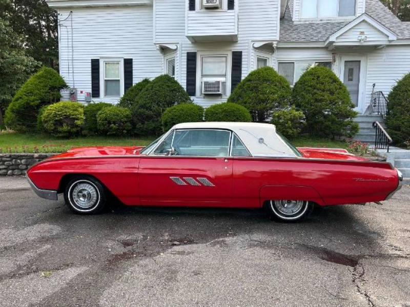 1963 Ford Thunderbird for sale in Michigan (ID-119666) 1963 Ford Thunderbird for sale in Michigan (ID-119666)