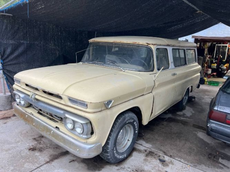 1963 GMC Suburban for sale in Michigan (ID-127913) 1963 GMC Suburban for sale in Michigan (ID-127913)