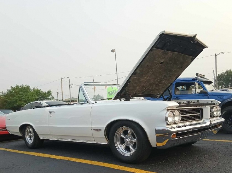 1964 Pontiac GTO for sale (ID-119916) 1964 Pontiac GTO for sale (ID-119916)