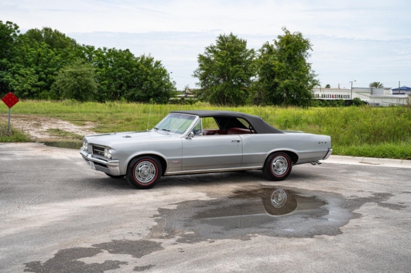 1964 Pontiac GTO for sale (ID-124405) 1964 Pontiac GTO for sale (ID-124405)