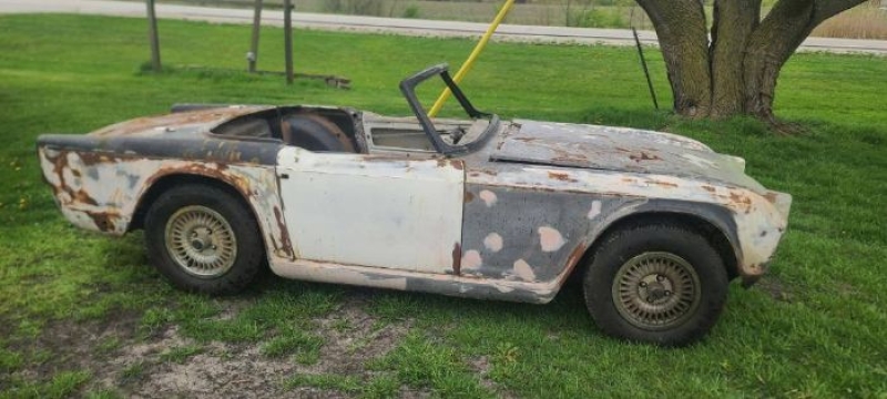 1964 Triumph TR4 for sale in Michigan (ID-128125) 1964 Triumph TR4 for sale in Michigan (ID-128125)